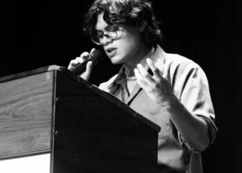 Ya disponible en Spotify ‘Yo soy el micrófono’ del evangelista Zac Barrientos.